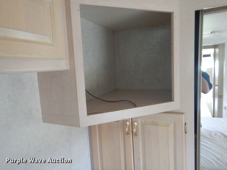 image for item GC9565 2000 Newmar Dutch Star RV