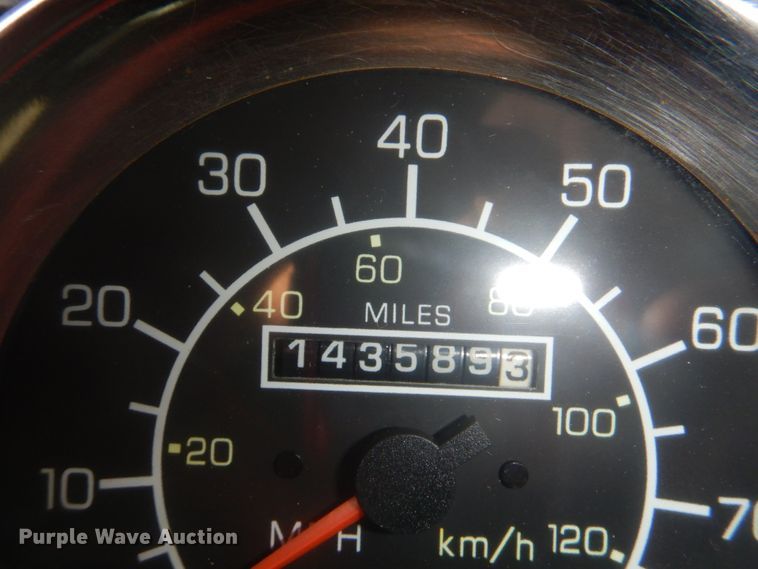 image for item GC9566 2003 Kenworth W900 semi truck