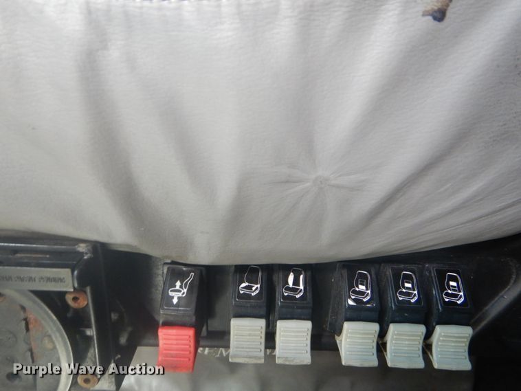 image for item GC9566 2003 Kenworth W900 semi truck