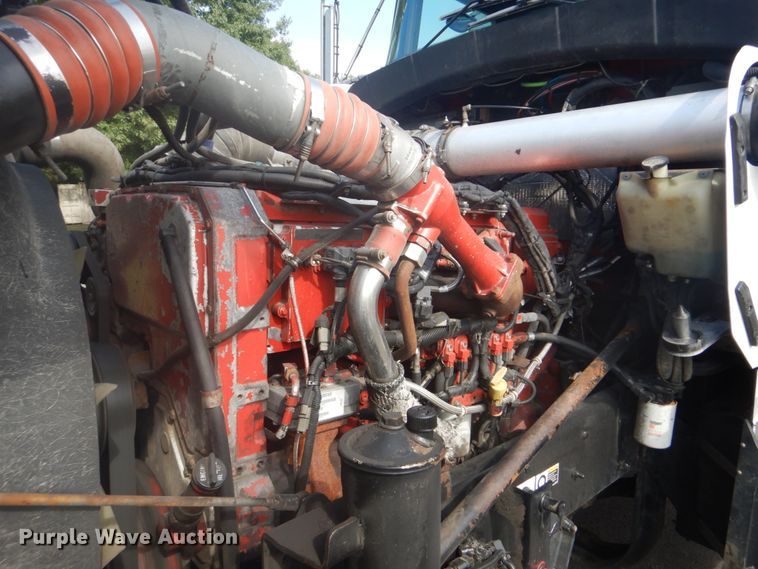 image for item GC9566 2003 Kenworth W900 semi truck