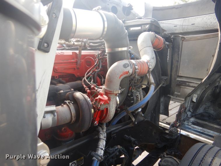 image for item GC9566 2003 Kenworth W900 semi truck