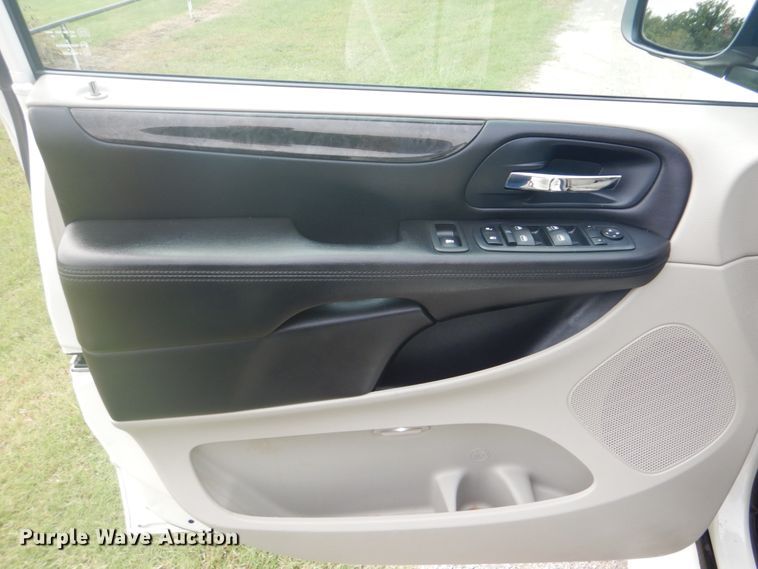 image for item GC9570 2013 Dodge Grand Caravan handicap accessible mini van