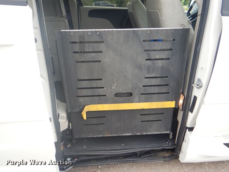 image for item GC9570 2013 Dodge Grand Caravan handicap accessible mini van