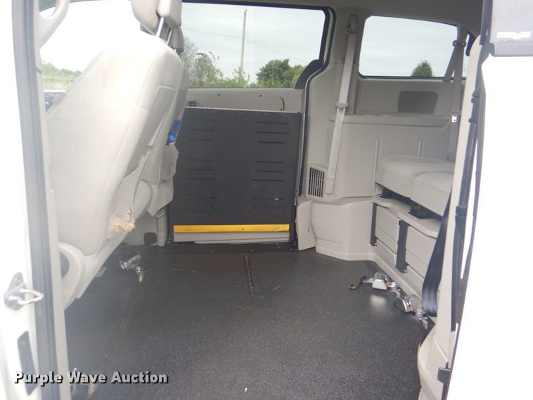 image for item GC9570 2013 Dodge Grand Caravan handicap accessible mini van