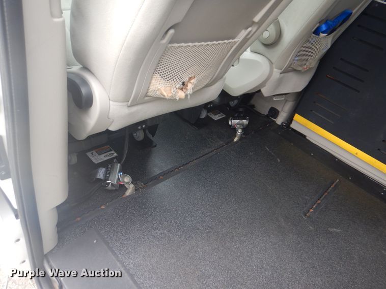 image for item GC9570 2013 Dodge Grand Caravan handicap accessible mini van