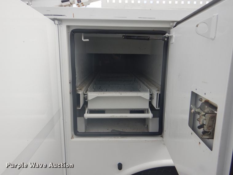 image for item GC9574 2011 Ford F550 Super Duty bucket truck