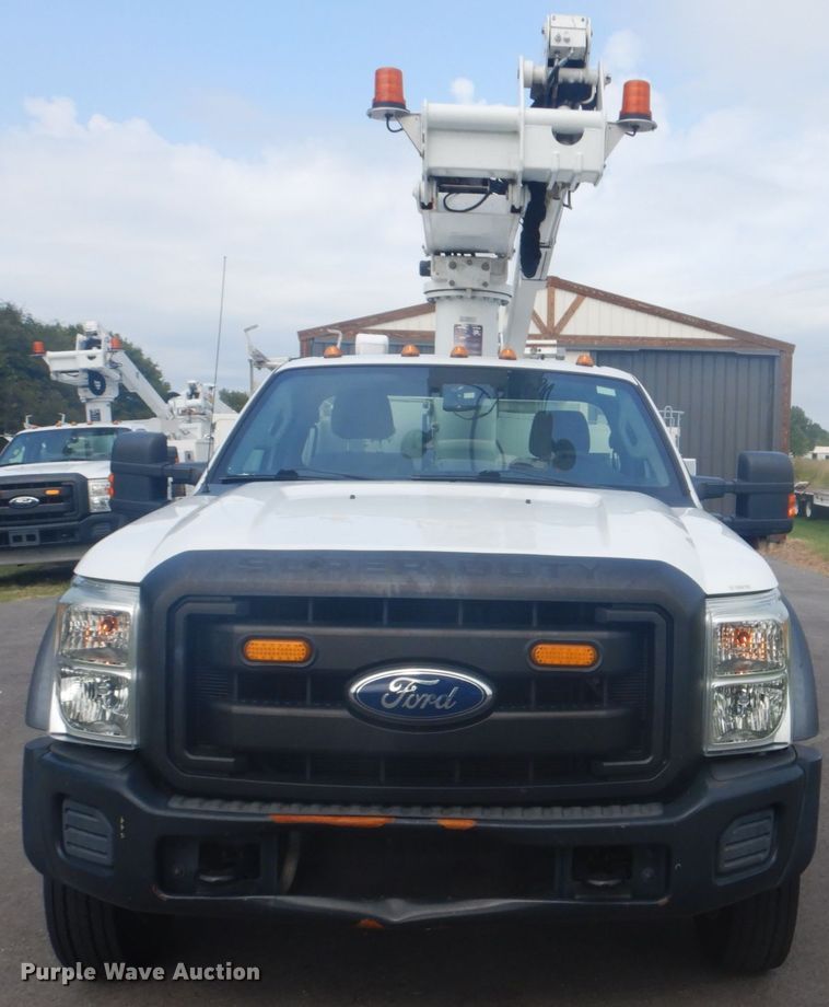 image for item GC9575 2012 Ford F550 Super Duty bucket truck