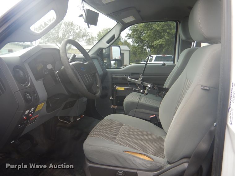 image for item GC9575 2012 Ford F550 Super Duty bucket truck