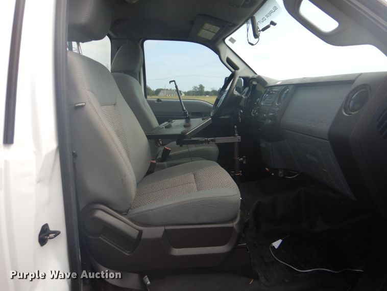 image for item GC9575 2012 Ford F550 Super Duty bucket truck