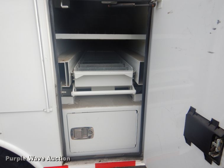 image for item GC9575 2012 Ford F550 Super Duty bucket truck