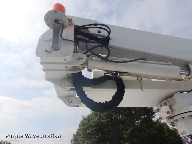 image for item GC9575 2012 Ford F550 Super Duty bucket truck