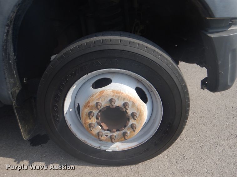 image for item GC9575 2012 Ford F550 Super Duty bucket truck