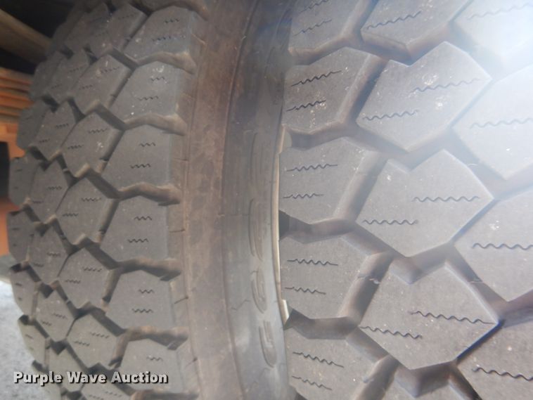 image for item GC9575 2012 Ford F550 Super Duty bucket truck