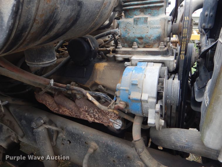 image for item GH9633 1986 Ford 8000 dump truck