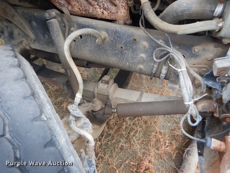 image for item GH9633 1986 Ford 8000 dump truck