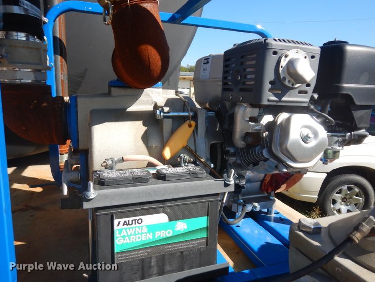 image for item GI9272 1984 Am General M923 tank truck