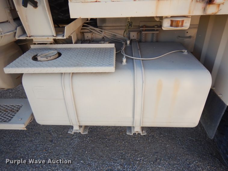 image for item GI9272 1984 Am General M923 tank truck