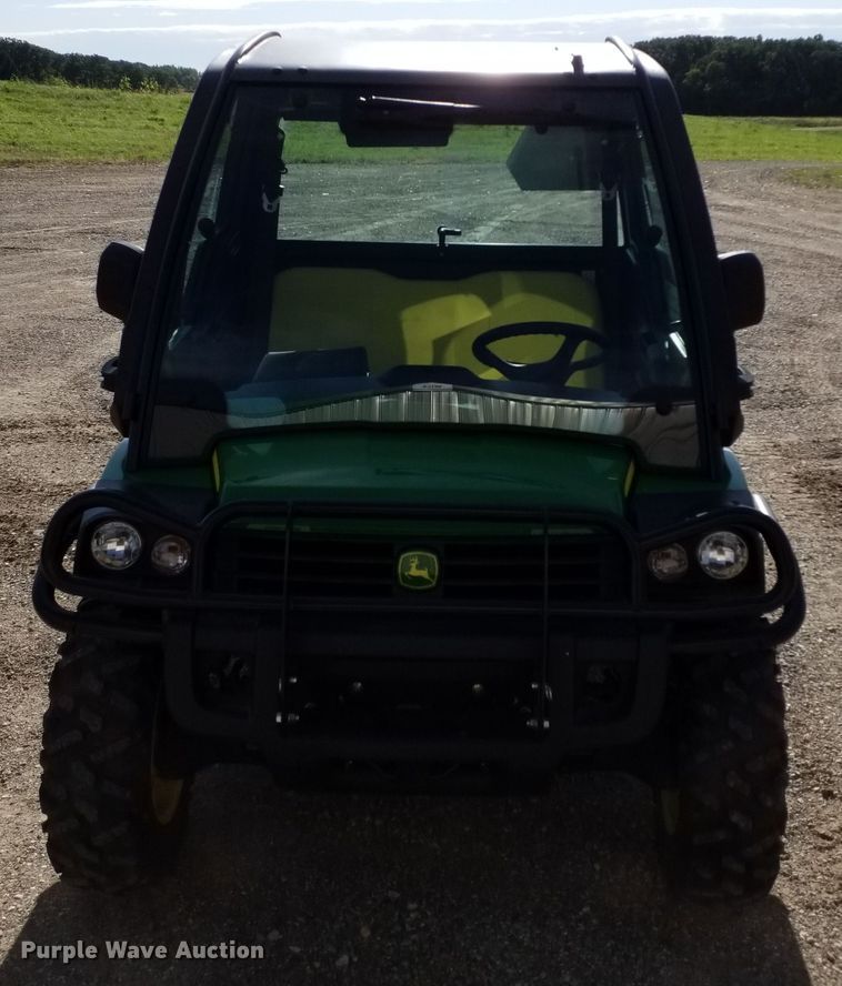 image for item DA8328 2016 John Deere Gator 825i utility vehicle