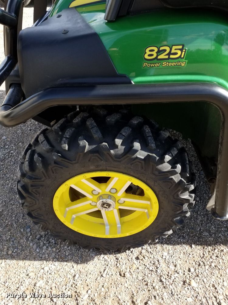 image for item DA8328 2016 John Deere Gator 825i utility vehicle