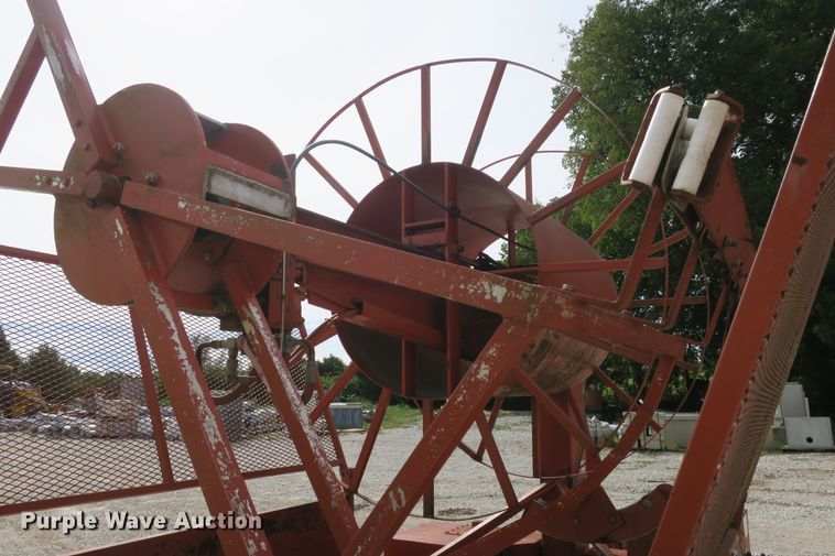 image for item DB10184 1997 Stewart & Stevenson GE93 reel trailer