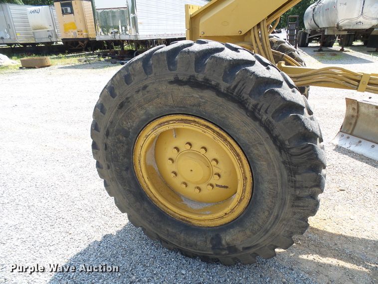 image for item DB2218 1996 Caterpillar 135H motor grader