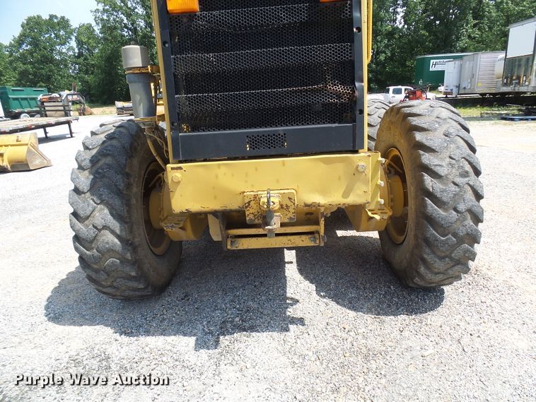 image for item DB2218 1996 Caterpillar 135H motor grader