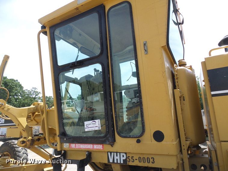 image for item DB2218 1996 Caterpillar 135H motor grader
