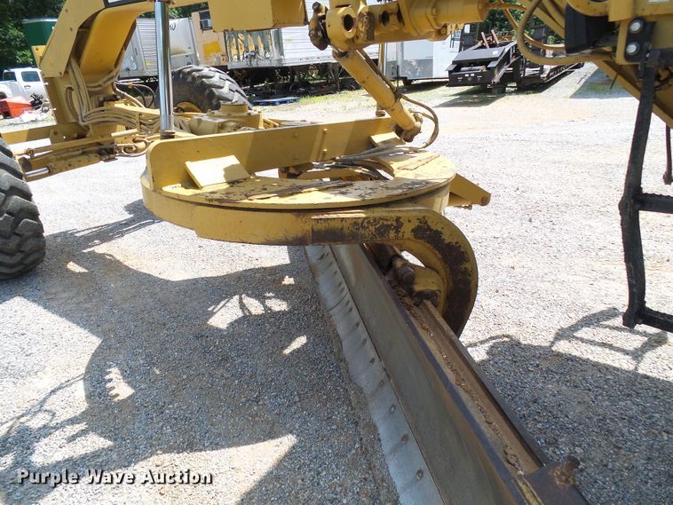 image for item DB2218 1996 Caterpillar 135H motor grader