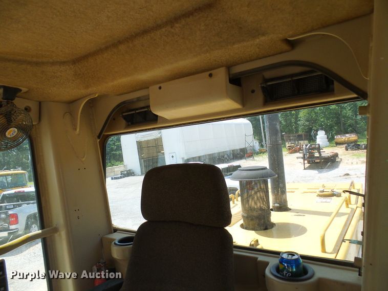 image for item DB2218 1996 Caterpillar 135H motor grader