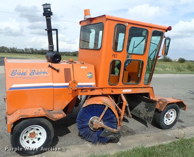 image for item DB7679 2009 Broce RJT350 broom