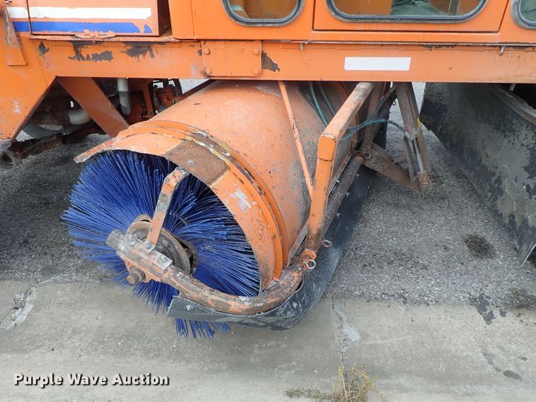 image for item DB7679 2009 Broce RJT350 broom