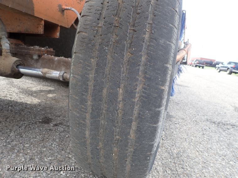image for item DB7679 2009 Broce RJT350 broom