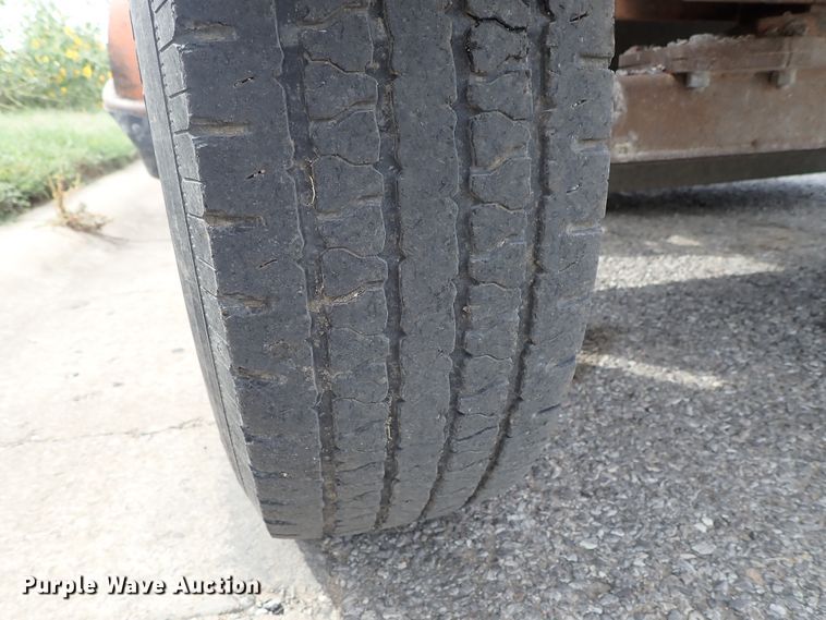 image for item DB7679 2009 Broce RJT350 broom