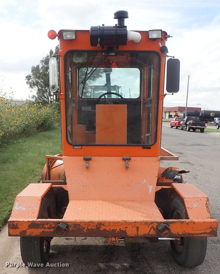 image for item DB7682 2009 Broce RJT350 broom