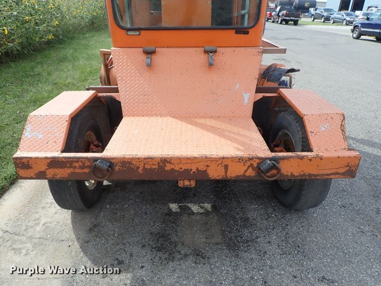 image for item DB7682 2009 Broce RJT350 broom