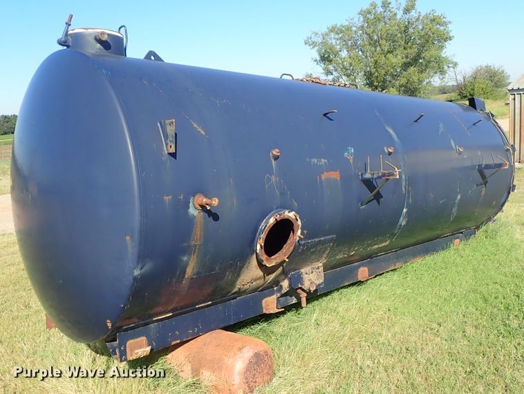 image for item DB7698 Vacuum excavator tank