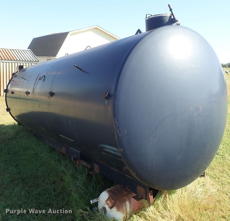 image for item DB7698 Vacuum excavator tank