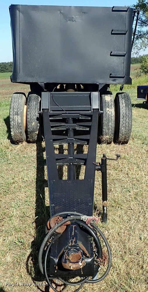 image for item DB7699 1993 shop built end dump pup trailer