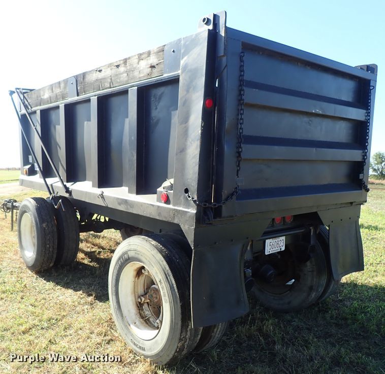 image for item DB7699 1993 shop built end dump pup trailer