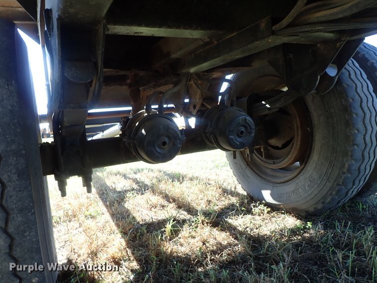 image for item DB7699 1993 shop built end dump pup trailer