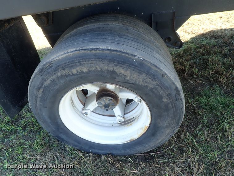 image for item DB7699 1993 shop built end dump pup trailer