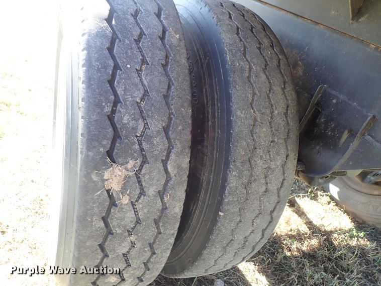 image for item DB7699 1993 shop built end dump pup trailer