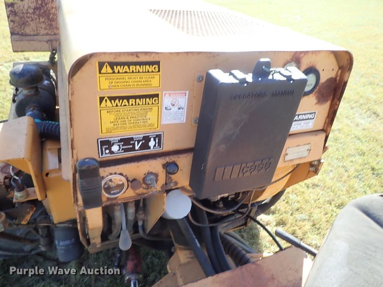 image for item DB7702 1983 Case 30+4 trencher