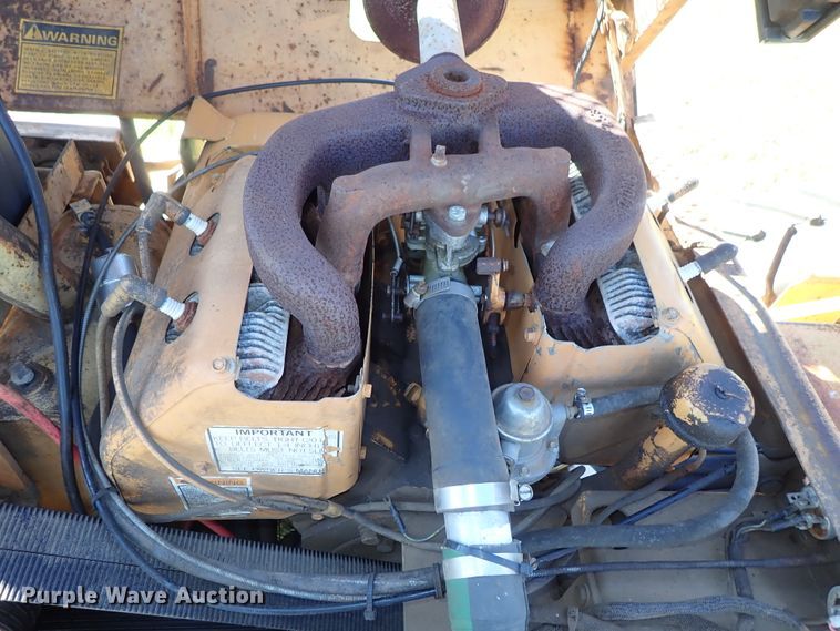 image for item DB7702 1983 Case 30+4 trencher