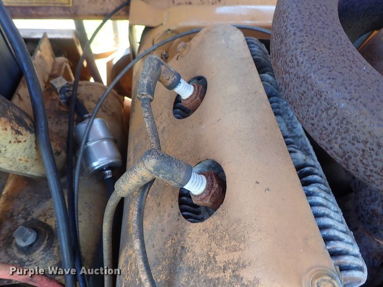 image for item DB7702 1983 Case 30+4 trencher