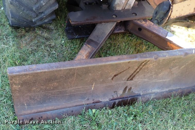 image for item DB7702 1983 Case 30+4 trencher