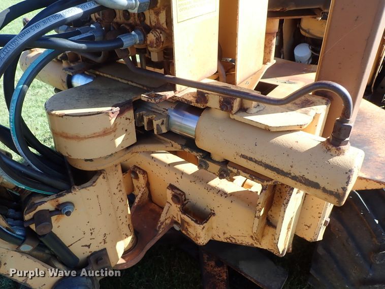 image for item DB7702 1983 Case 30+4 trencher