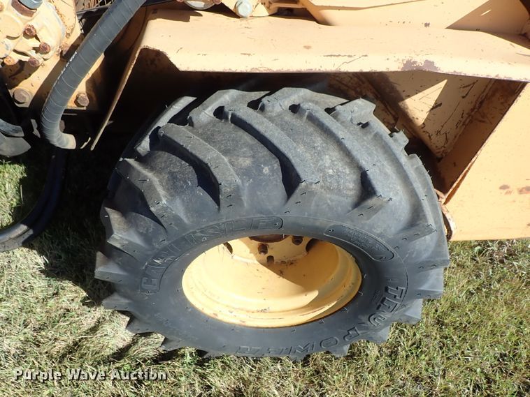 image for item DB7702 1983 Case 30+4 trencher