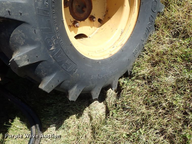 image for item DB7702 1983 Case 30+4 trencher