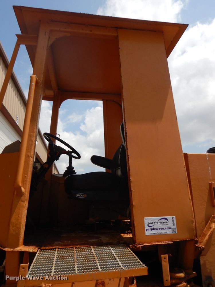 image for item DD3021 1996 John Deere 544G wheel loader